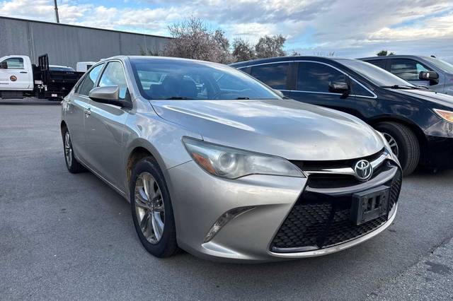 2016 Toyota Camry SE FWD photo