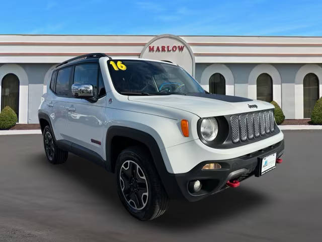 2016 Jeep Renegade Trailhawk 4WD photo
