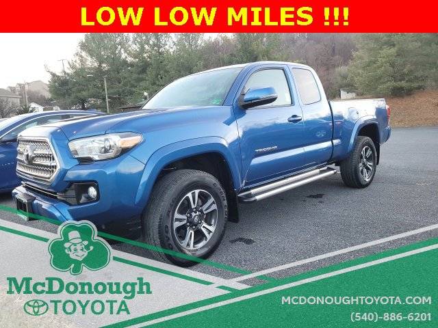 2016 Toyota Tacoma TRD Sport 4WD photo