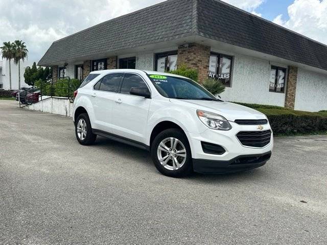 2017 Chevrolet Equinox LS FWD photo