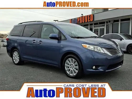 2017 Toyota Sienna XLE AWD photo
