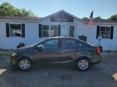 2017 Chevrolet Sonic LS FWD photo