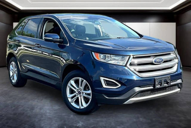 2017 Ford Edge Titanium AWD photo