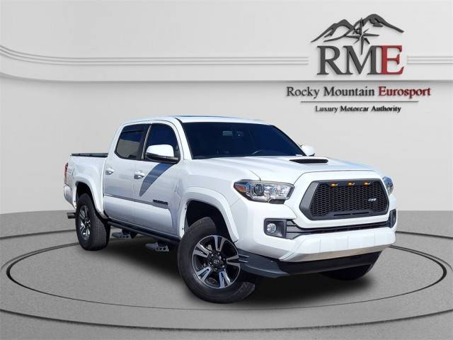 2017 Toyota Tacoma TRD Sport 4WD photo