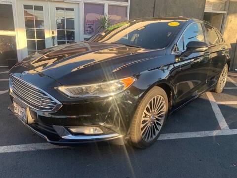2017 Ford Fusion SE FWD photo