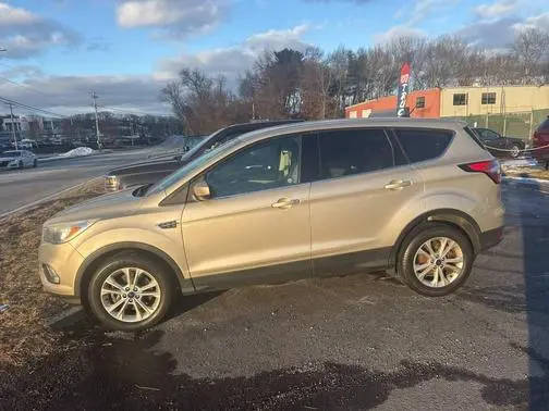 2017 Ford Escape SE 4WD photo