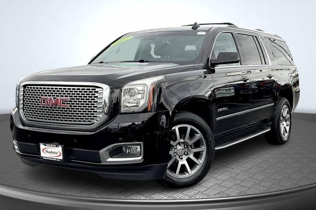 2017 GMC Yukon XL Denali 4WD photo