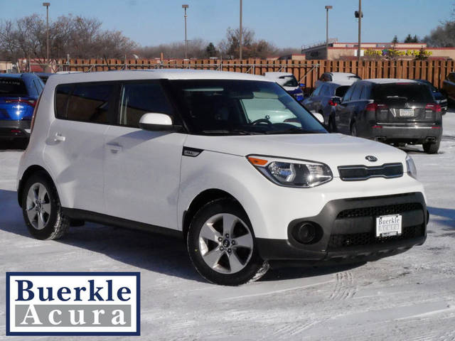 2017 Kia Soul Base FWD photo