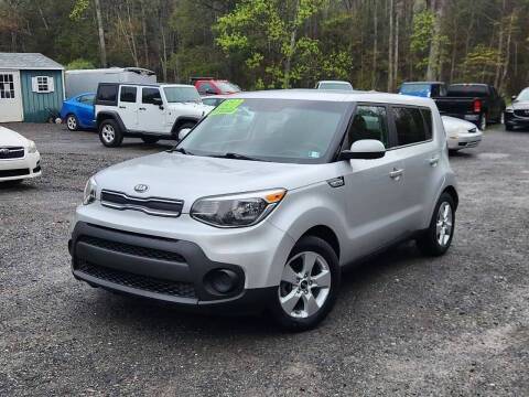 2017 Kia Soul Base FWD photo