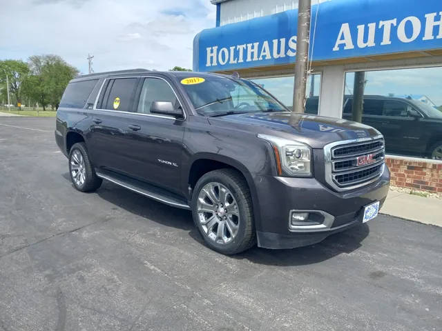 2017 GMC Yukon XL SLE 4WD photo
