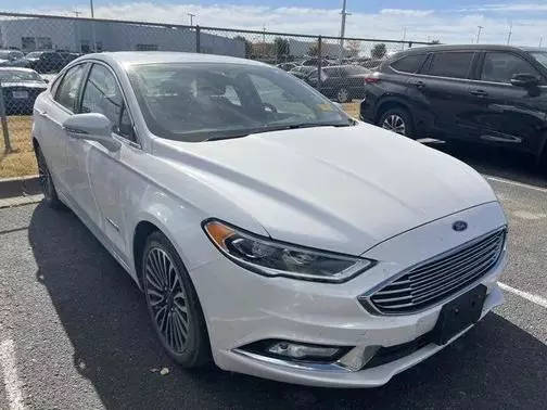 2017 Ford Fusion Hybrid Titanium FWD photo