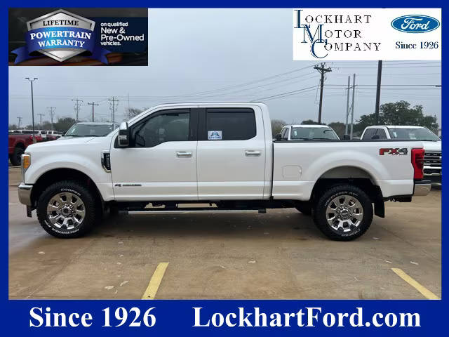 2017 Ford F-250 Super Duty Lariat 4WD photo