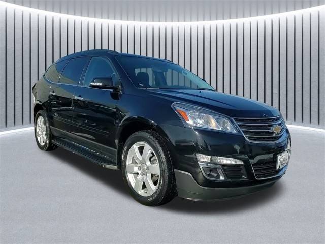 2017 Chevrolet Traverse LT FWD photo