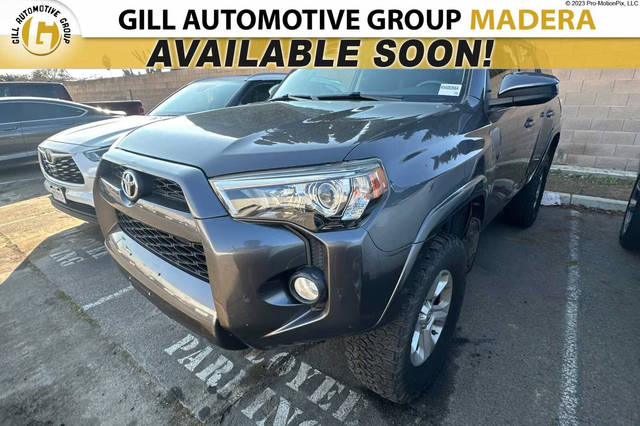 2017 Toyota 4Runner SR5 4WD photo