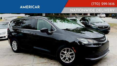 2017 Chrysler Pacifica Minivan Touring FWD photo