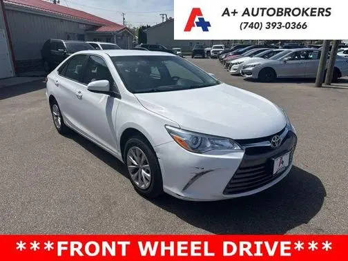 2017 Toyota Camry LE FWD photo