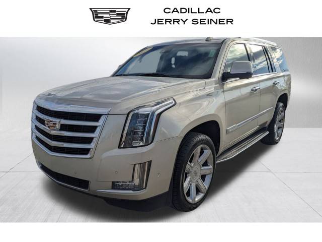 2017 Cadillac Escalade Luxury 4WD photo