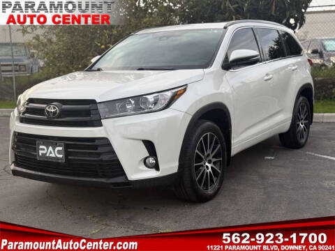 2017 Toyota Highlander SE FWD photo