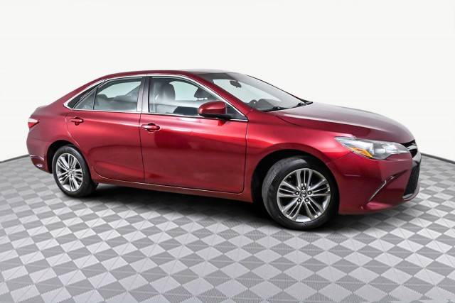 2017 Toyota Camry SE FWD photo