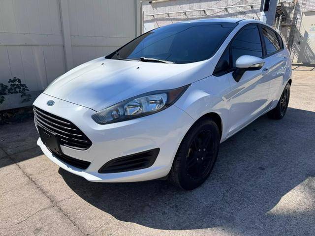 2017 Ford Fiesta SE FWD photo