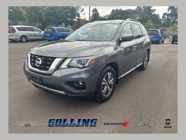 2017 Nissan Pathfinder SV 4WD photo
