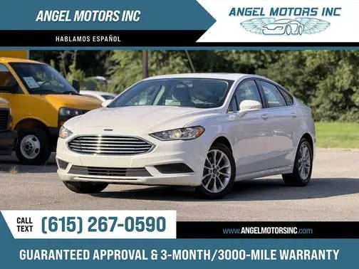 2017 Ford Fusion SE FWD photo