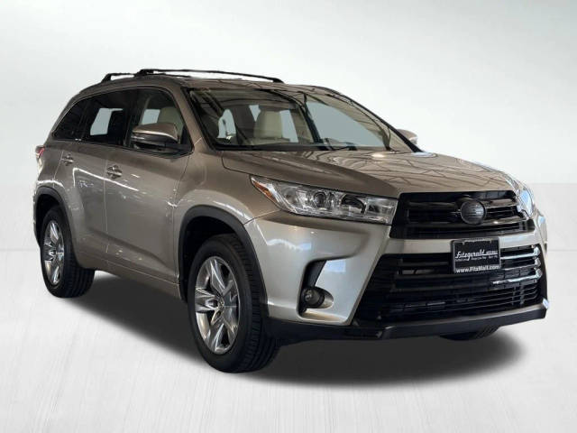 2015 Toyota Highlander Limited FWD photo