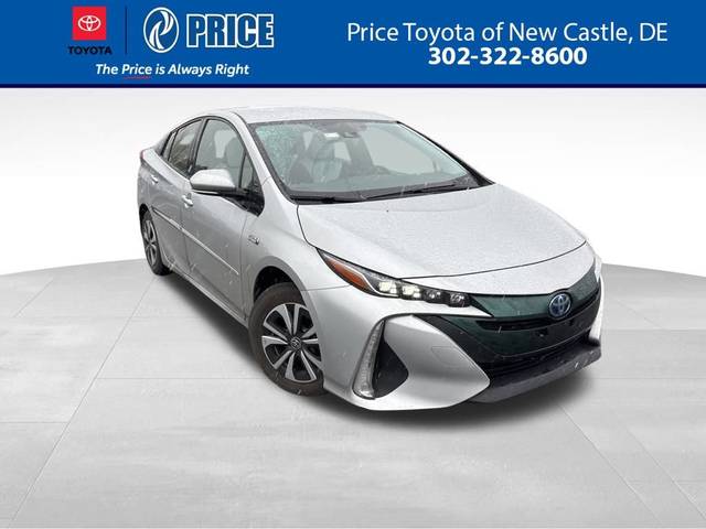 2017 Toyota Prius Prime Premium FWD photo