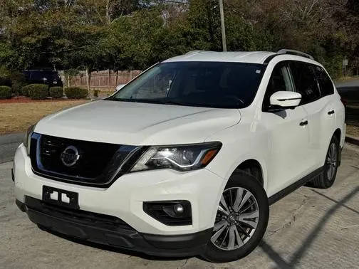 2017 Nissan Pathfinder SL FWD photo
