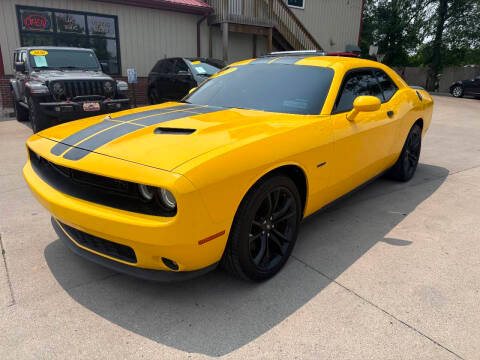 2017 Dodge Challenger R/T RWD photo