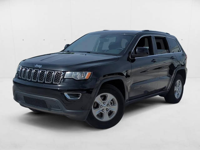 2017 Jeep Grand Cherokee Laredo RWD photo