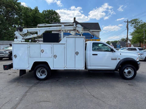 2017 Ram  Tradesman 4WD photo