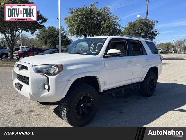 2017 Toyota 4Runner SR5 Premium RWD photo