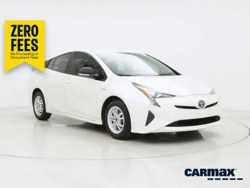 2017 Toyota Prius Three FWD photo