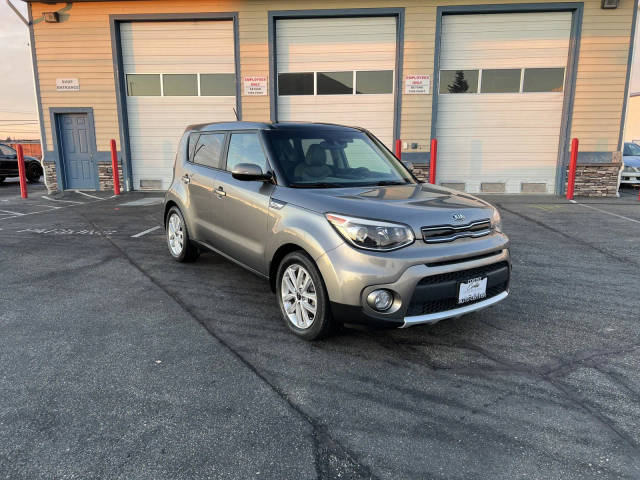 2017 Kia Soul + FWD photo