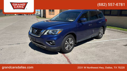 2017 Nissan Pathfinder SL FWD photo