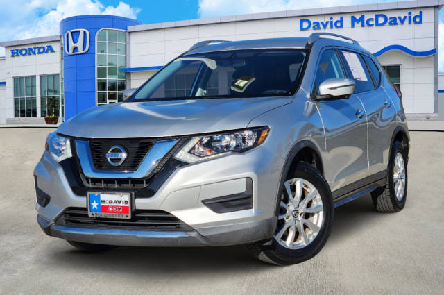 2017 Nissan Rogue SV FWD photo