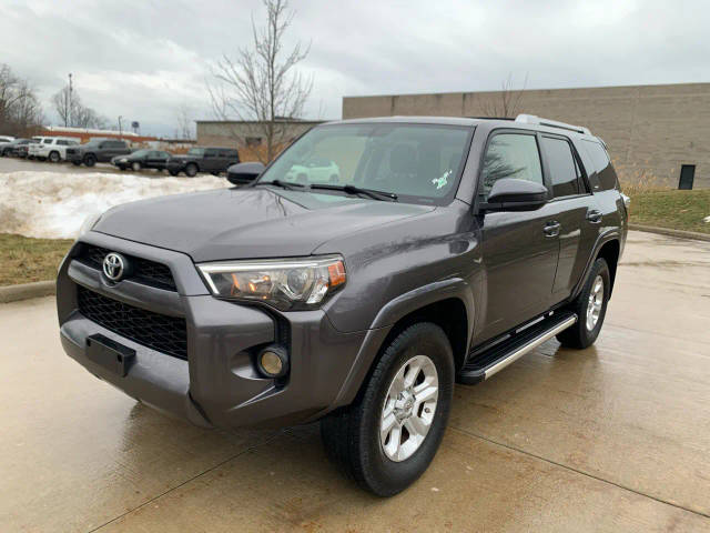 2016 Toyota 4Runner SR5 4WD photo