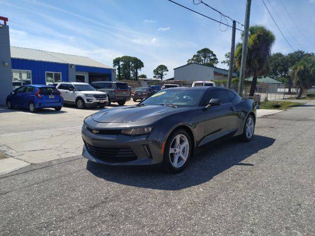 2016 Chevrolet Camaro 1LT RWD photo