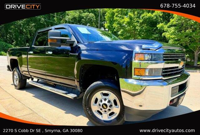 2017 Chevrolet Silverado 2500HD LT 4WD photo