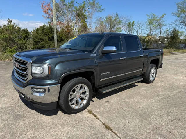 2017 GMC Sierra 1500 SLT 4WD photo