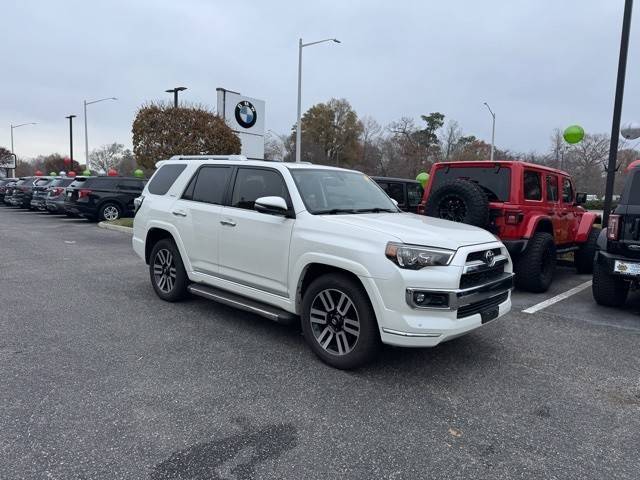 2017 Toyota 4Runner Limited RWD photo