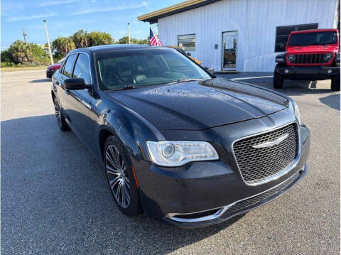 2016 Chrysler 300 Limited RWD photo