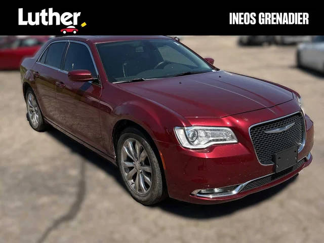 2017 Chrysler 300 Limited AWD photo