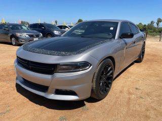 2016 Dodge Charger SXT RWD photo