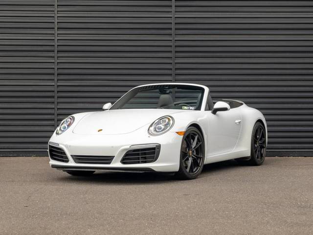 2017 Porsche 911 Carrera RWD photo