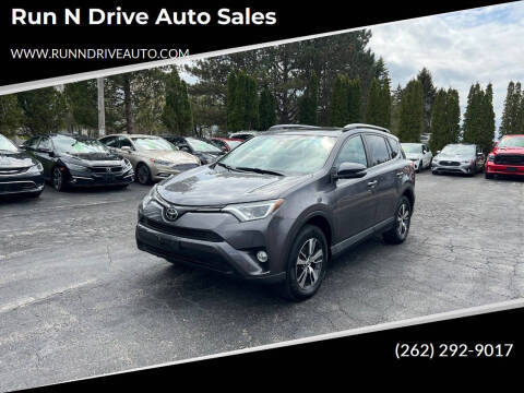 2017 Toyota RAV4 XLE AWD photo
