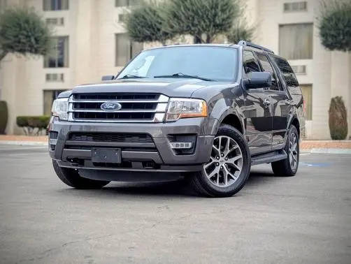 2017 Ford Expedition XLT 4WD photo