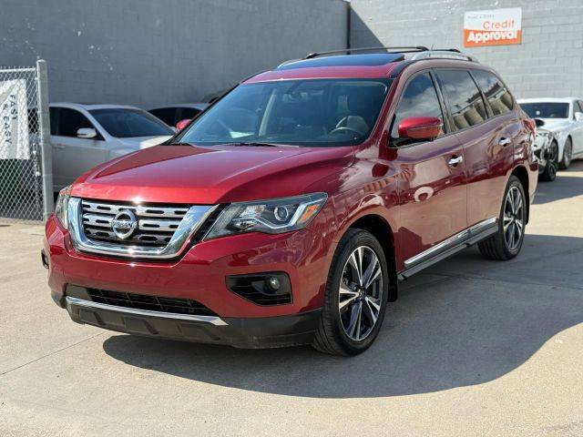 2017 Nissan Pathfinder Platinum 4WD photo