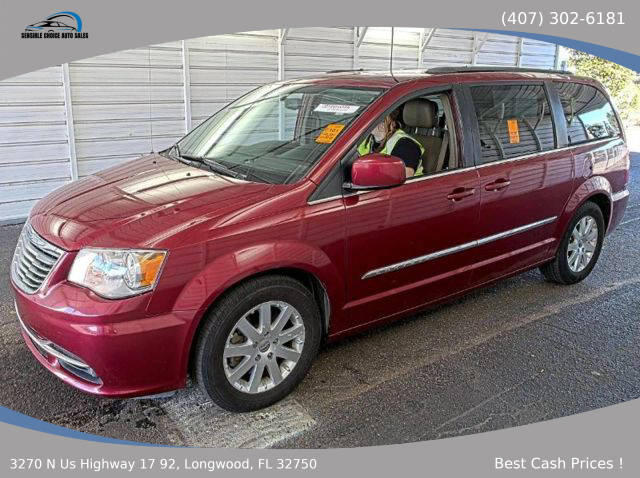 2016 Chrysler Town and Country Touring FWD photo